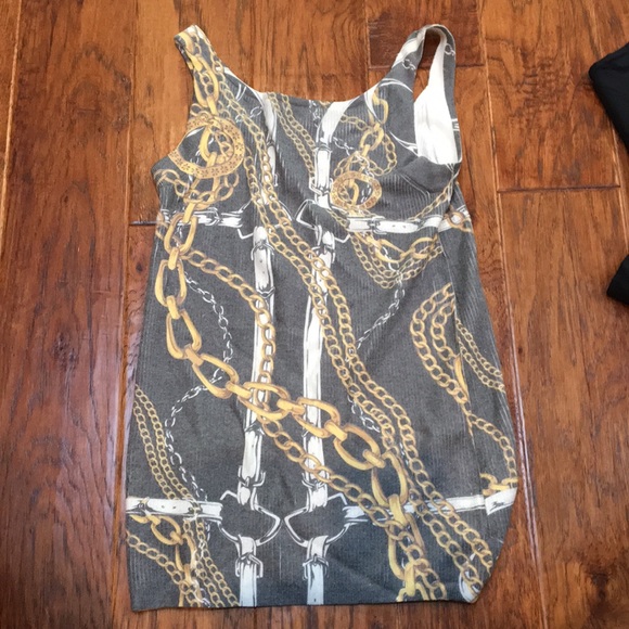 DESIGNED CHAIN TANKTOP - Picture 2 of 3
